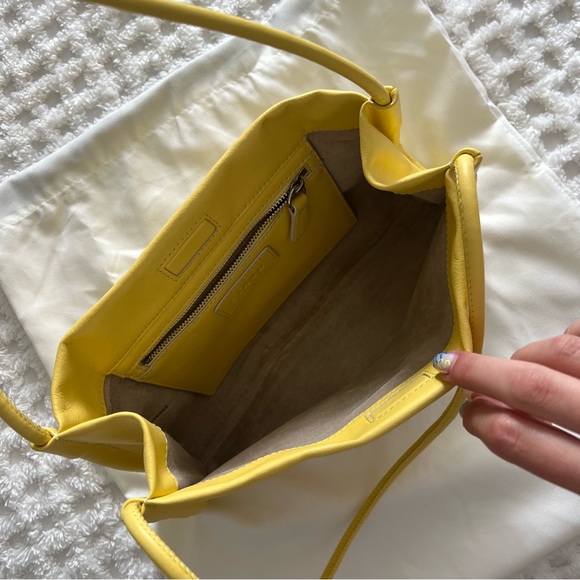 COPY - STAUD Yellow Gia shoulder bag - Picture 4 of 4